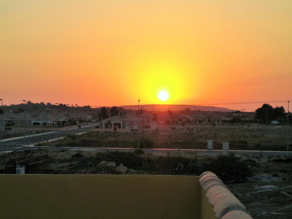 La Herrada Los Montesinos Rum bild